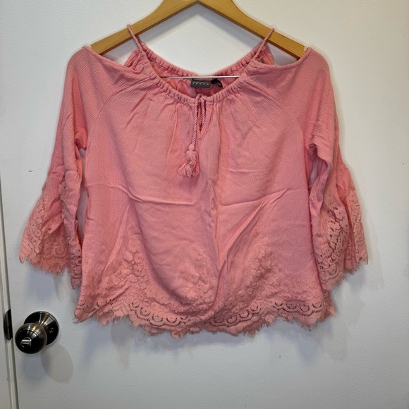 New York & Company Pink Bell Sleeve Blouse with Tie Front Lace Hem Size Small - Picture 1 of 11